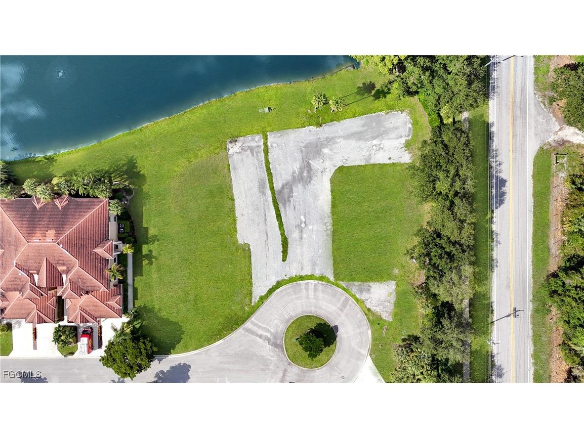 3180 Sea Trawler Bend North Fort Myers FL 33903 2025010316 image6