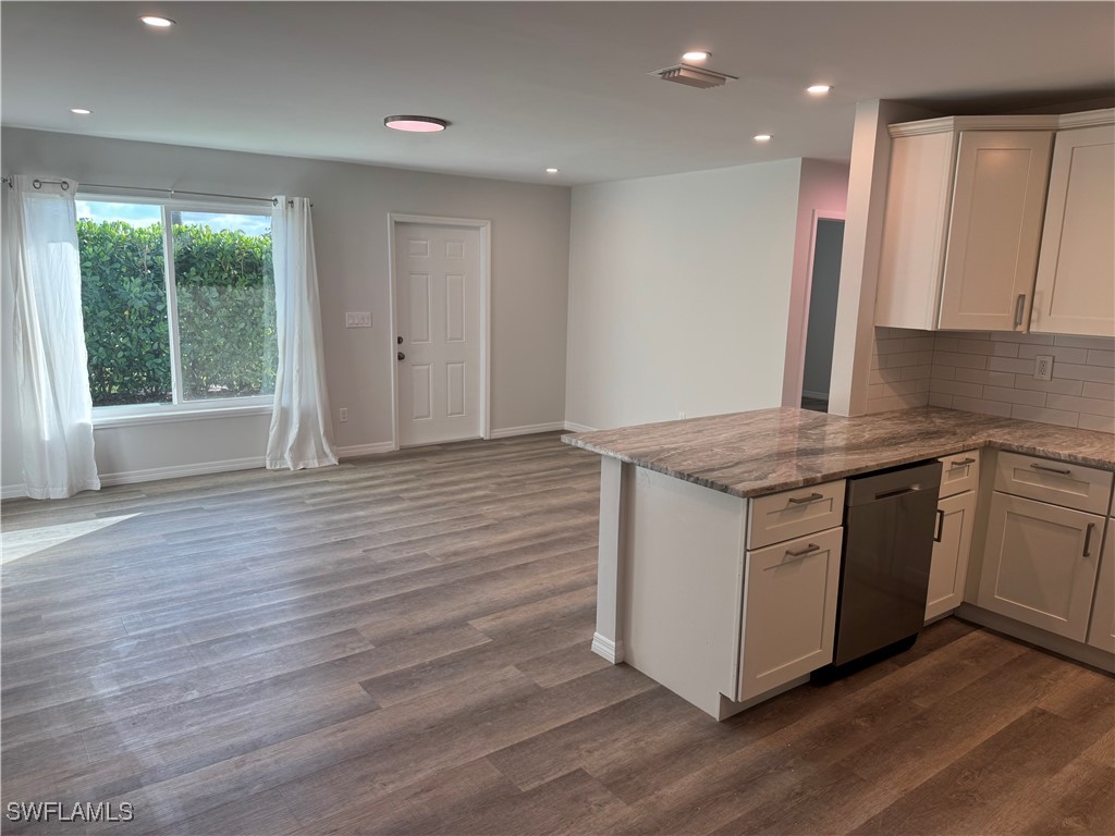 3181 Poinciana Drive Naples FL 34105 225075234 image6