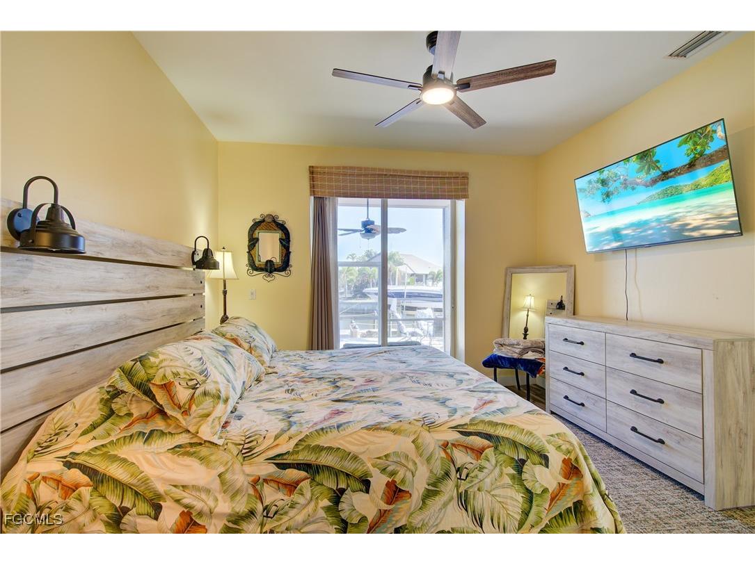 3184 Stringfellow Road Saint James City FL 33956 2025021581 image30