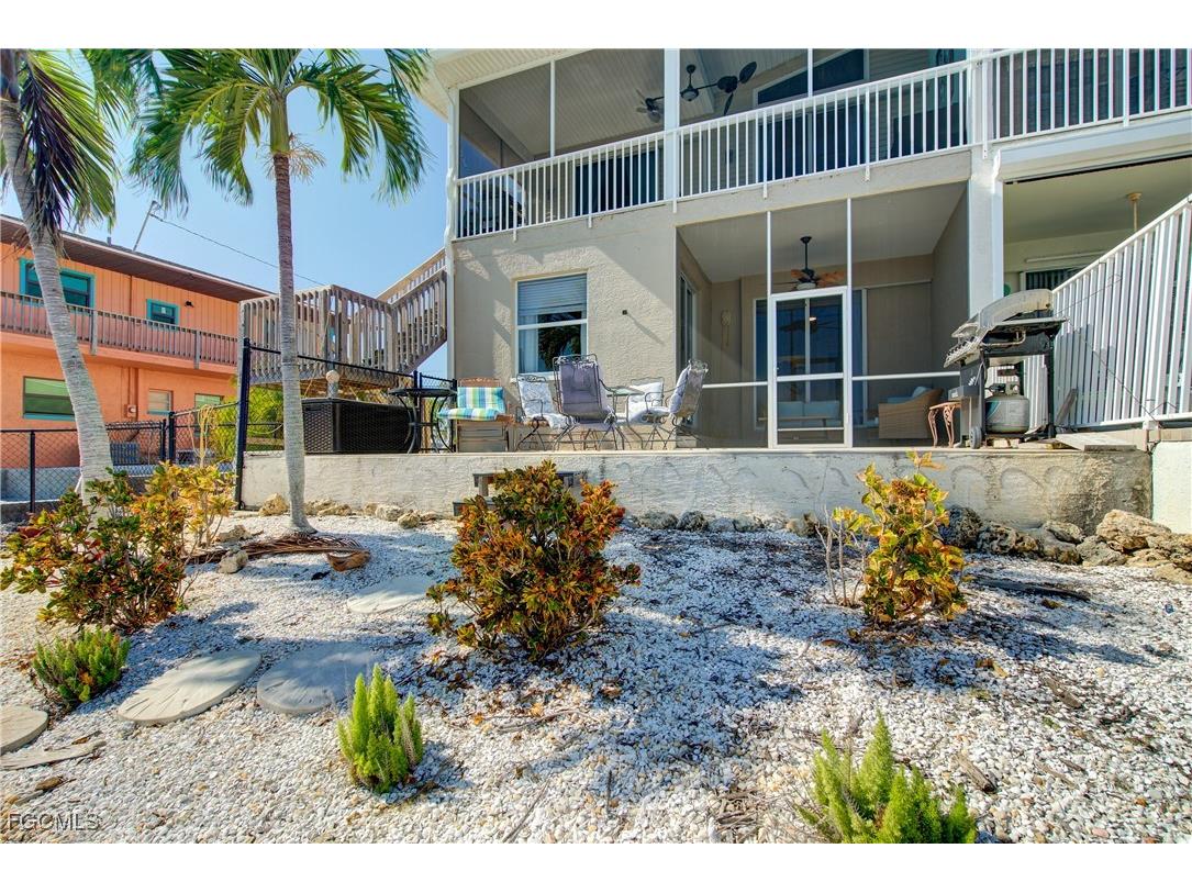 3184 Stringfellow Road Saint James City FL 33956 2025021581 image4