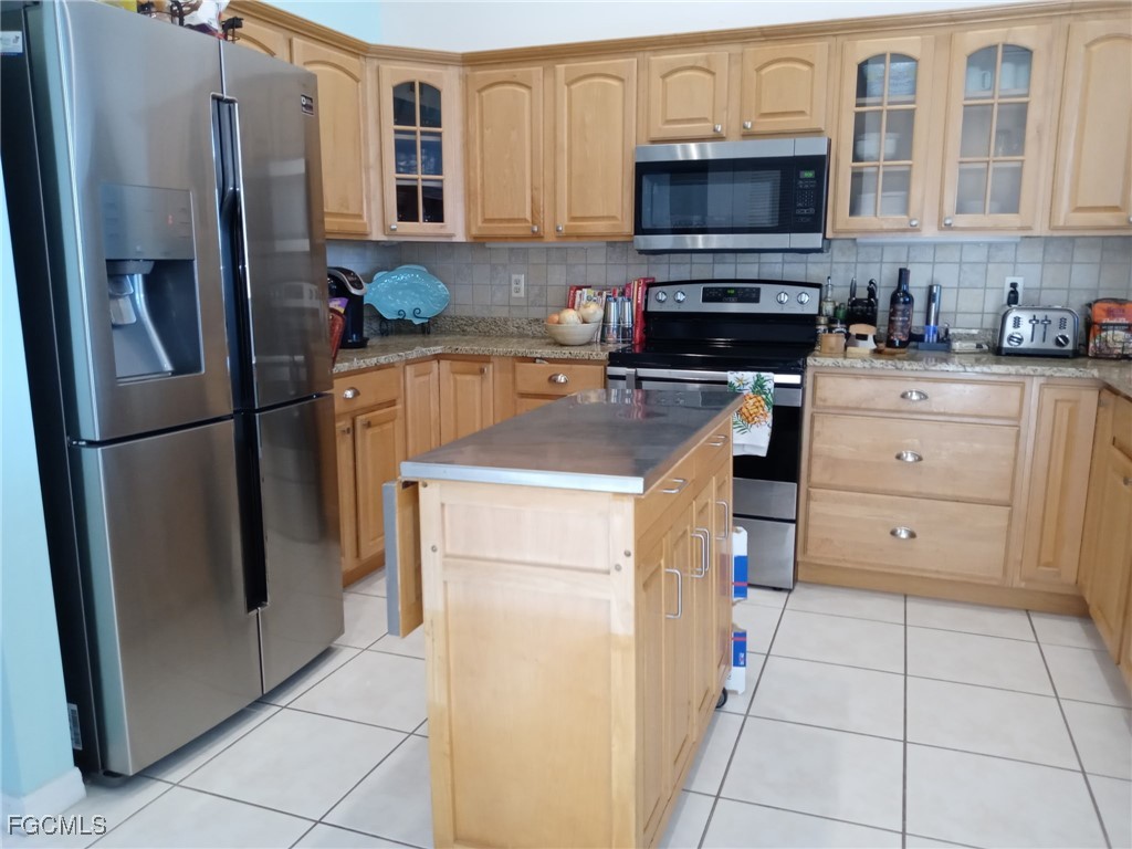 3184 Stringfellow Road Saint James City FL 33956 2025021581 image42