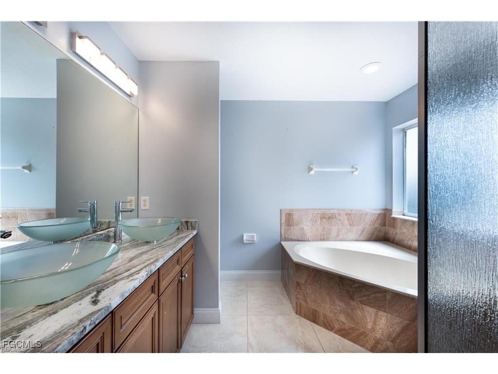 3186 Antica Street Fort Myers FL 33905 2026002699 image9