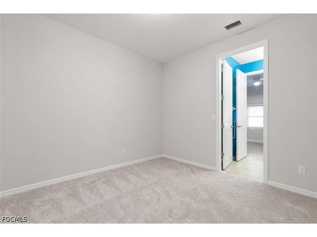 3188 Amadora Circle Cape Coral FL 33909 2026017887 image9