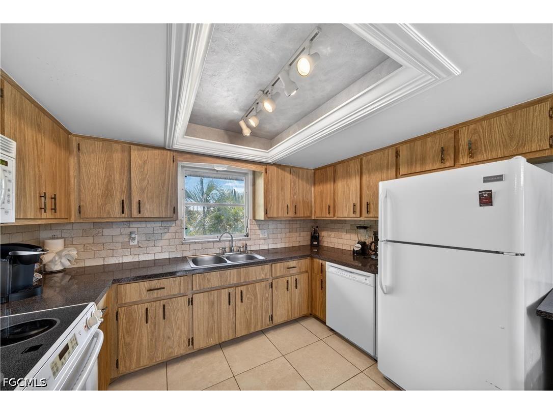 3188 Shell Mound Boulevard Fort Myers Beach FL 33931 2026023377 image9