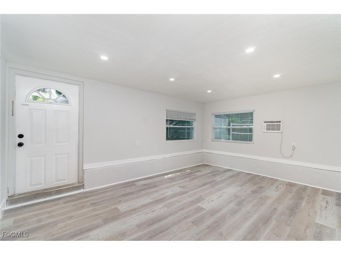 319 Arlington Avenue Fort Myers FL 33905 225063365 image17