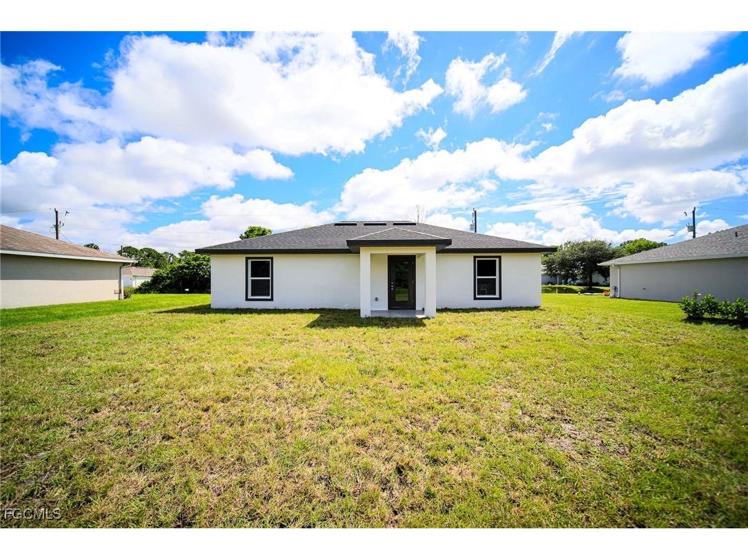319 Hermosa Avenue Lehigh Acres FL 33974 2025025667 image13