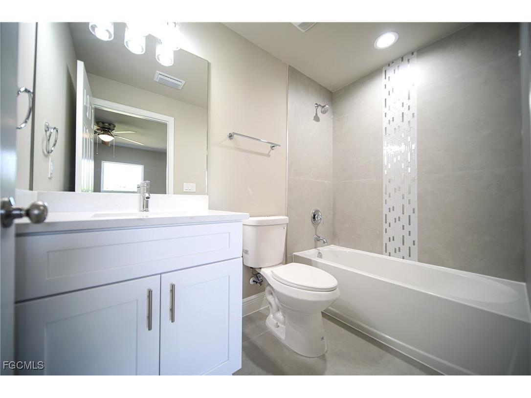319 Hermosa Avenue Lehigh Acres FL 33974 2025025667 image8