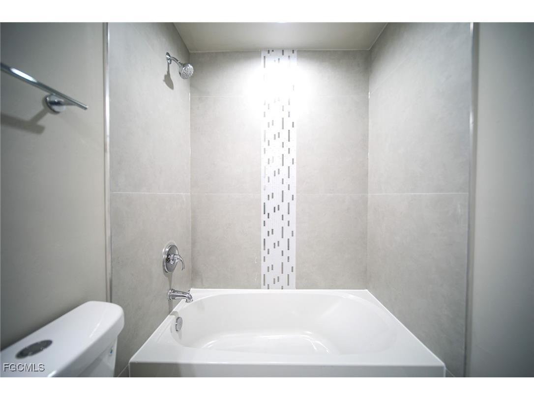 319 Hermosa Avenue Lehigh Acres FL 33974 2025025667 image9