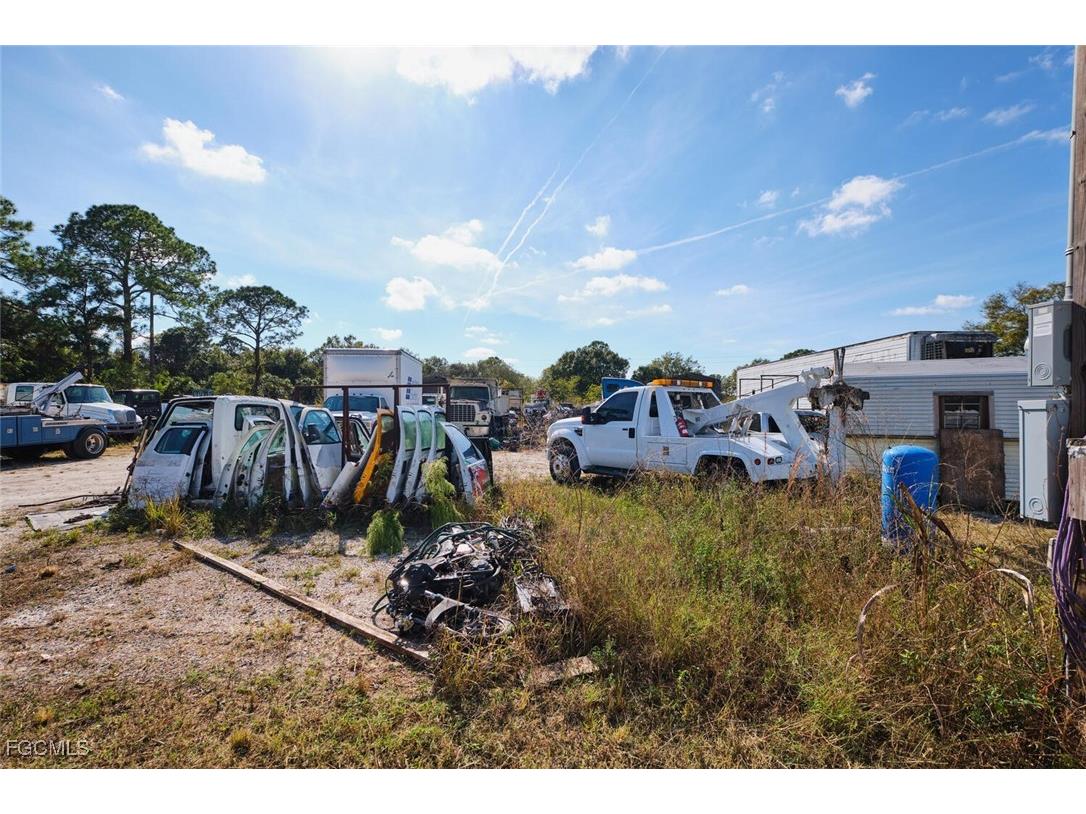 319 N Industrial Loop Labelle FL 33935 2025024158 image10