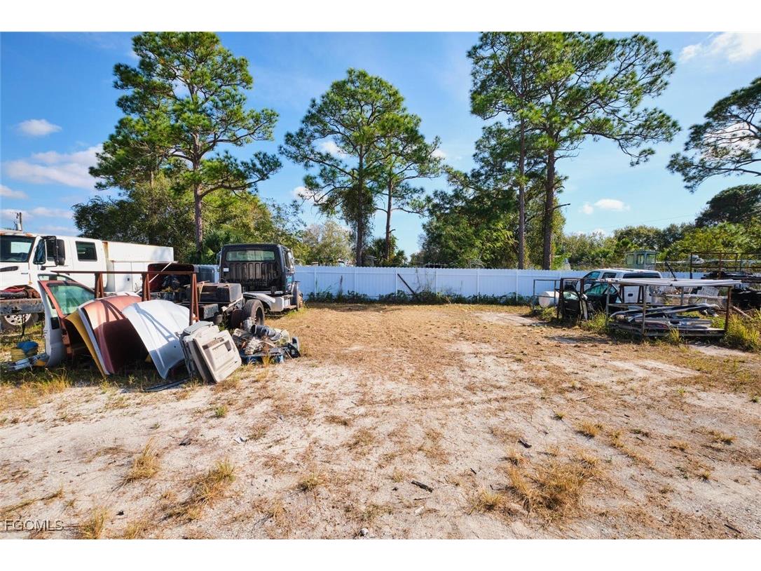319 N Industrial Loop Labelle FL 33935 2025024158 image14