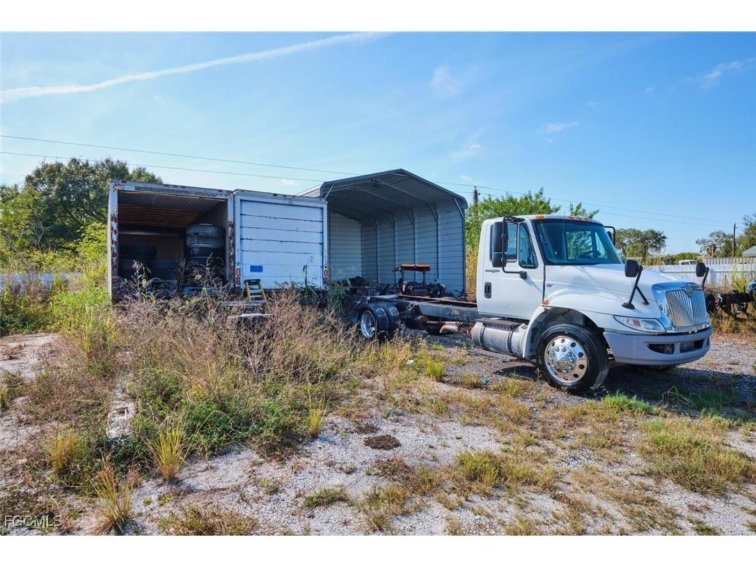 319 N Industrial Loop Labelle FL 33935 2025024158 image18