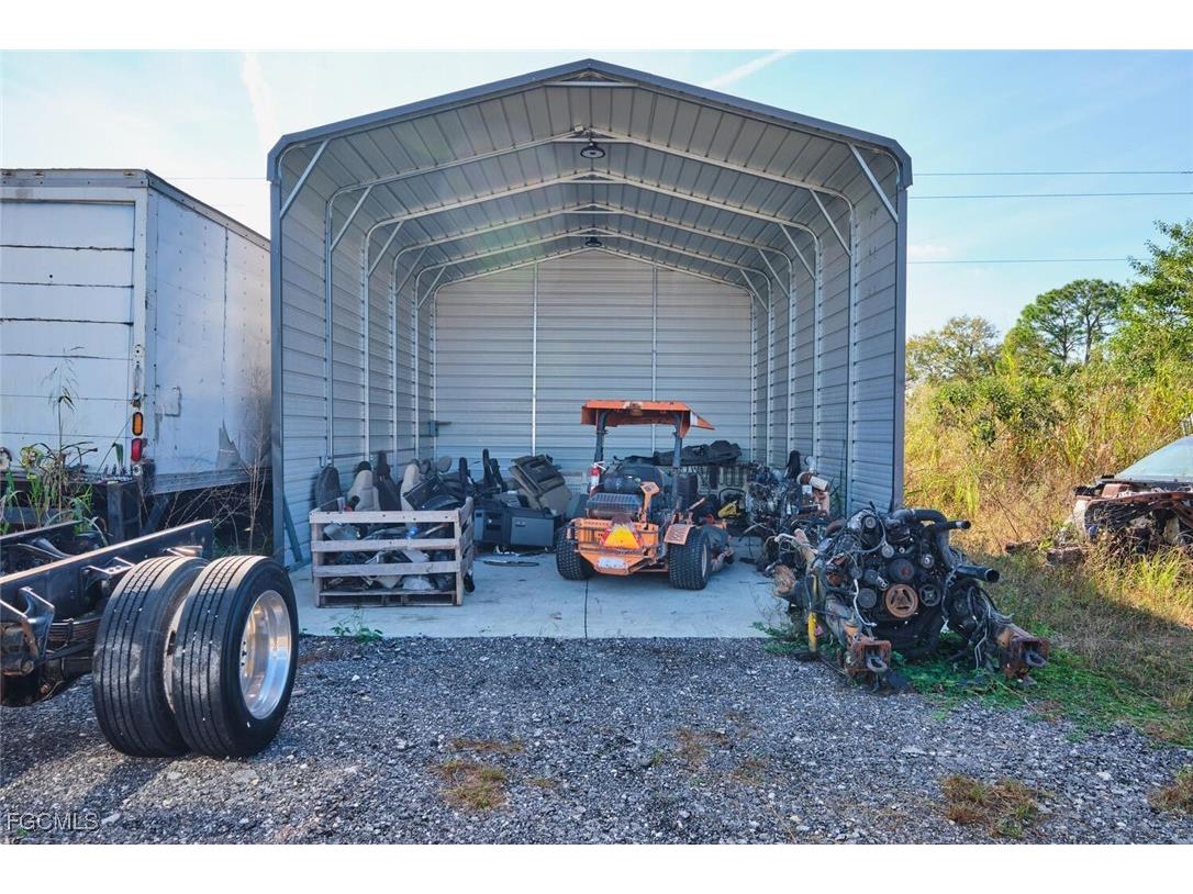 319 N Industrial Loop Labelle FL 33935 2025024158 image20