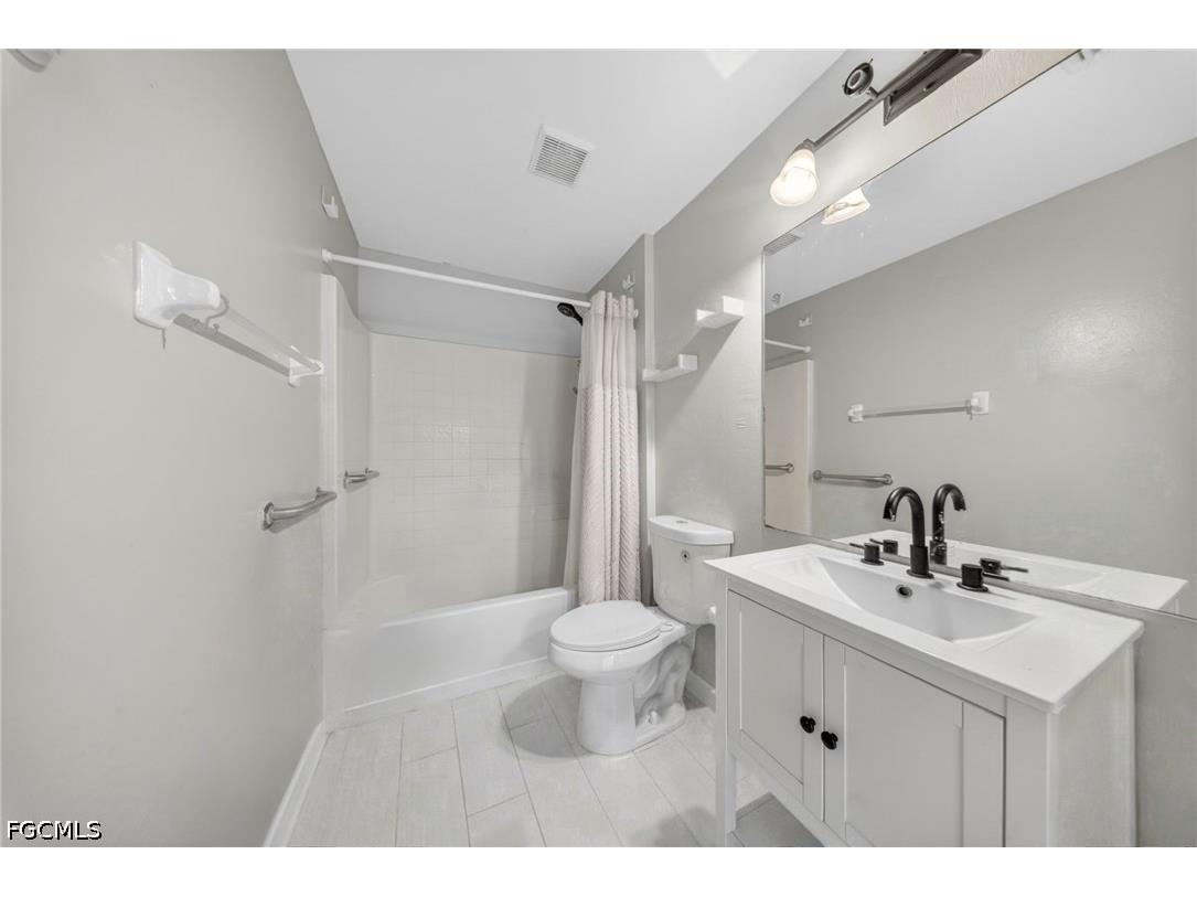 319 NE 23rd Street Cape Coral FL 33909 2026017741 image21