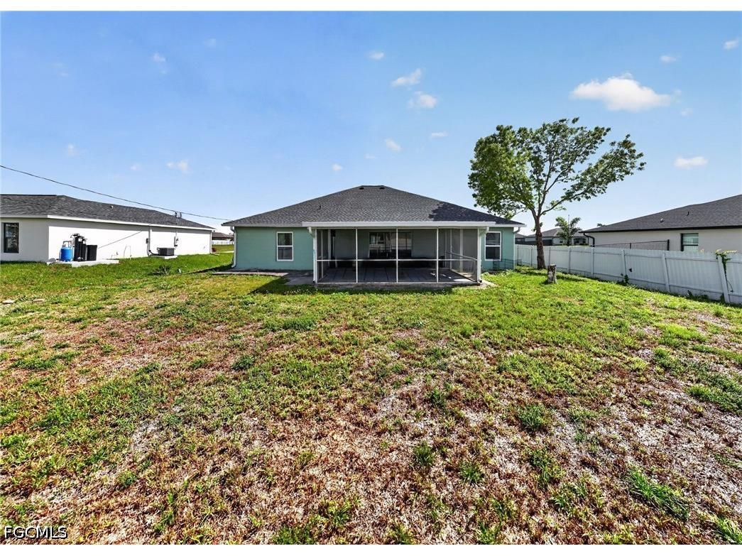 319 NE 23rd Street Cape Coral FL 33909 2026017741 image4