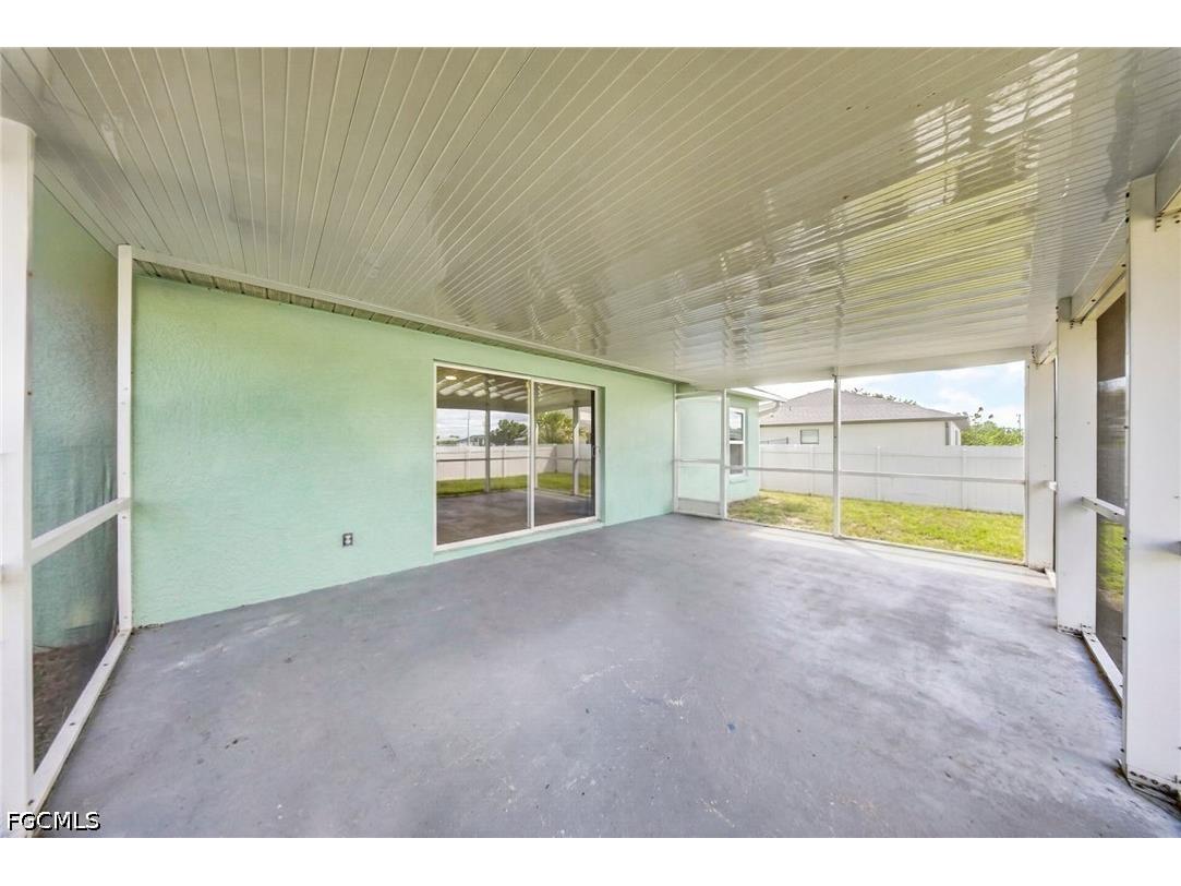 319 NE 23rd Street Cape Coral FL 33909 2026017741 image5