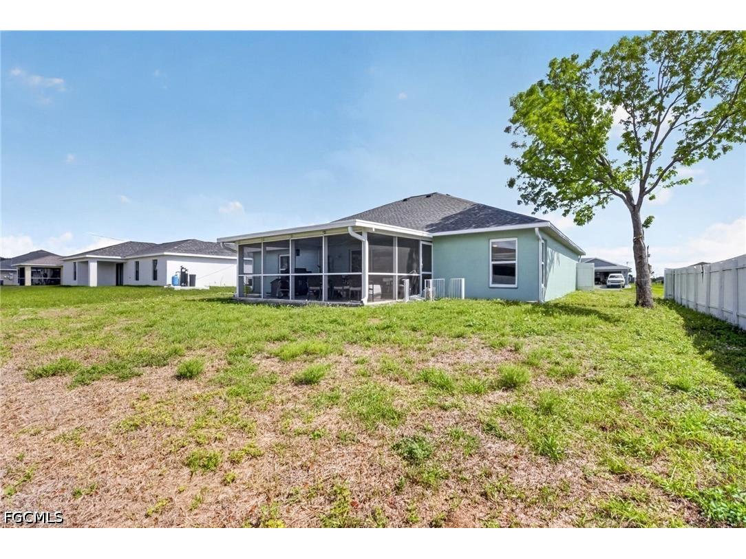 319 NE 23rd Street Cape Coral FL 33909 2026017741 image6