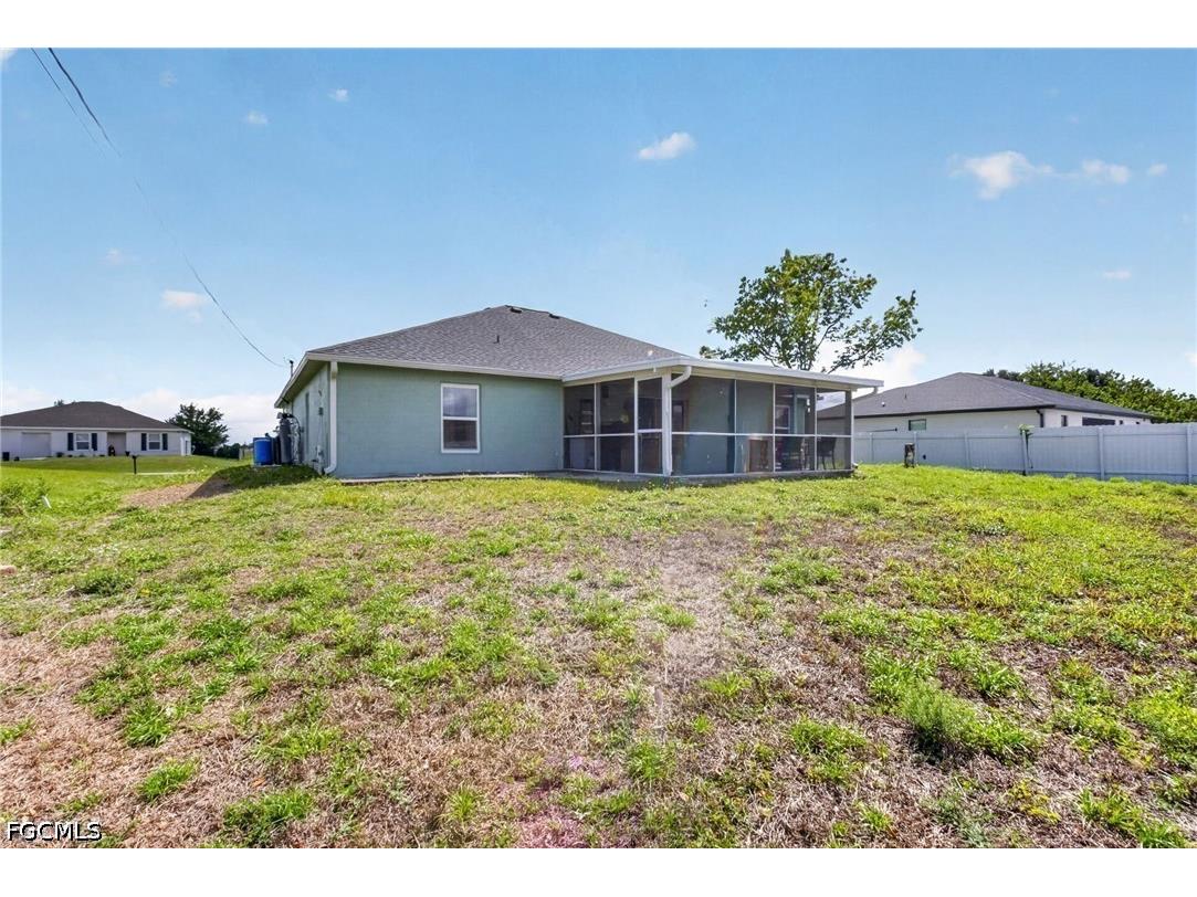 319 NE 23rd Street Cape Coral FL 33909 2026017741 image7