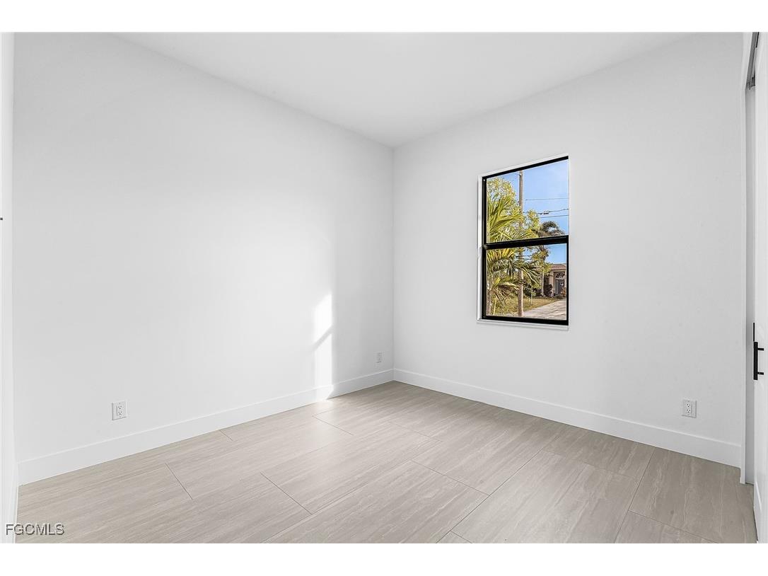 319 NW 14th Street Cape Coral FL 33993 2025019617 image14