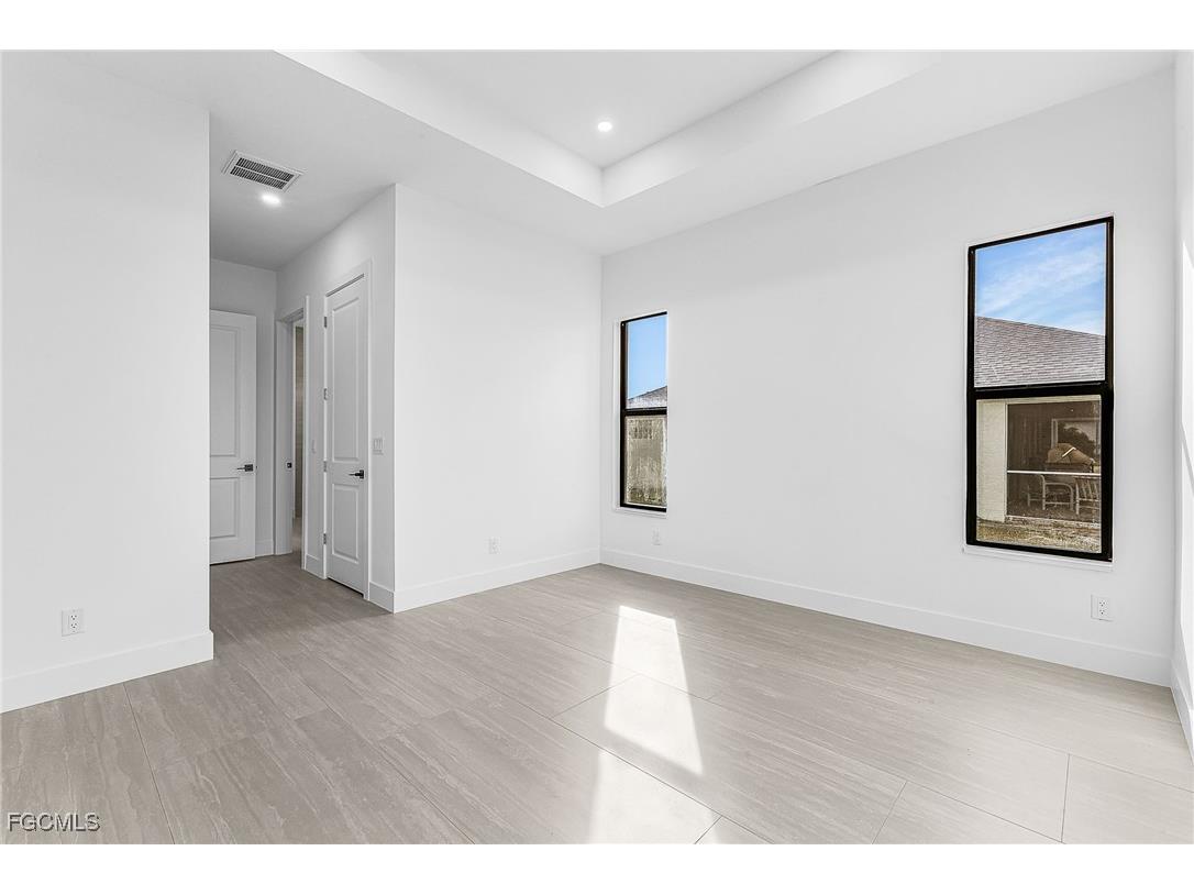 319 NW 14th Street Cape Coral FL 33993 2025019617 image18