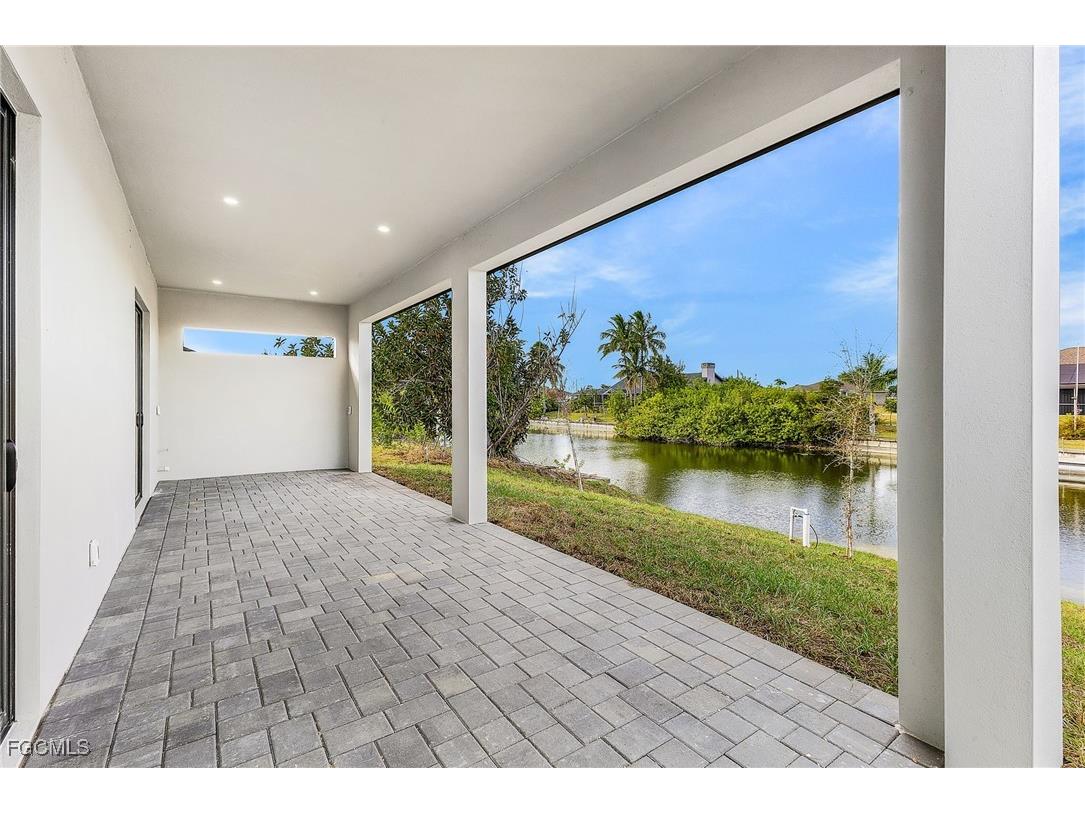 319 NW 14th Street Cape Coral FL 33993 2025019617 image21