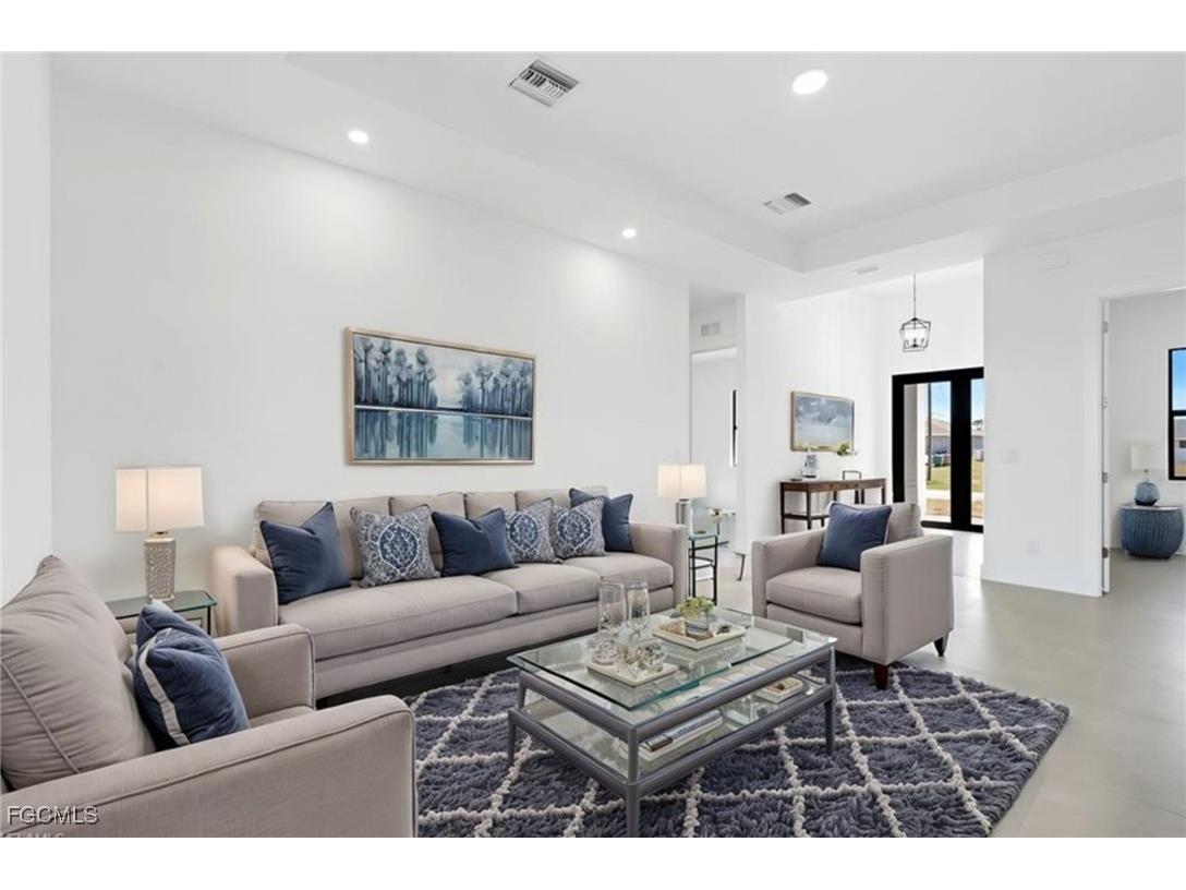 319 NW 14th Street Cape Coral FL 33993 2025019617 image30