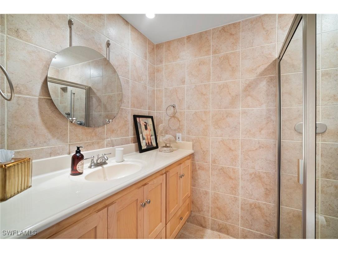 319 Pirates Bight Naples FL 34103 225083880 image11