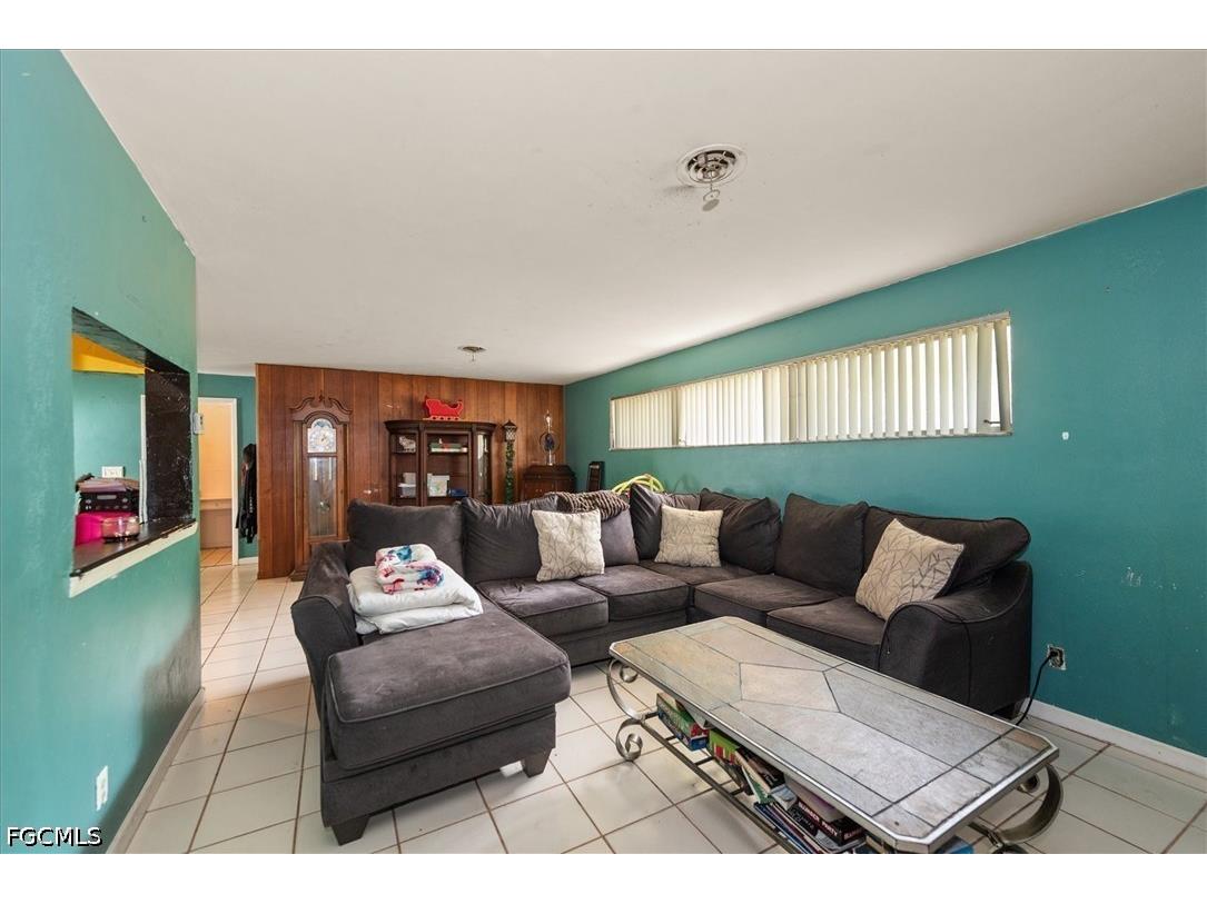 319 W Mariana Avenue North Fort Myers FL 33903 2026015988 image11