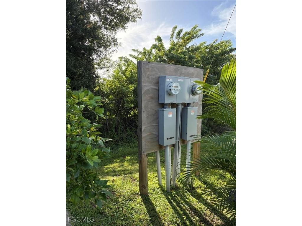 3191 Rain Dance Lane North Fort Myers FL 33917 2025013607 image37