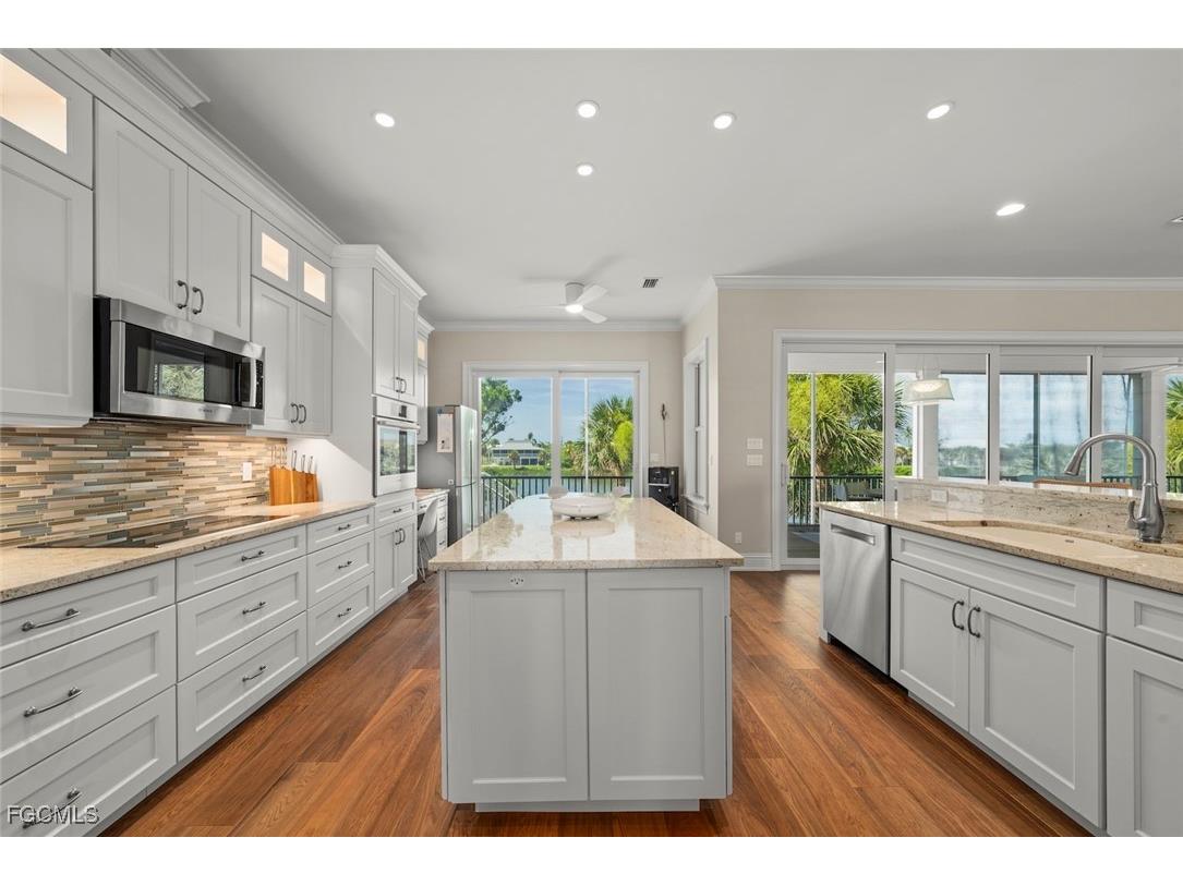 3191 Twin Lakes Lane Sanibel FL 33957 2025004572 image17