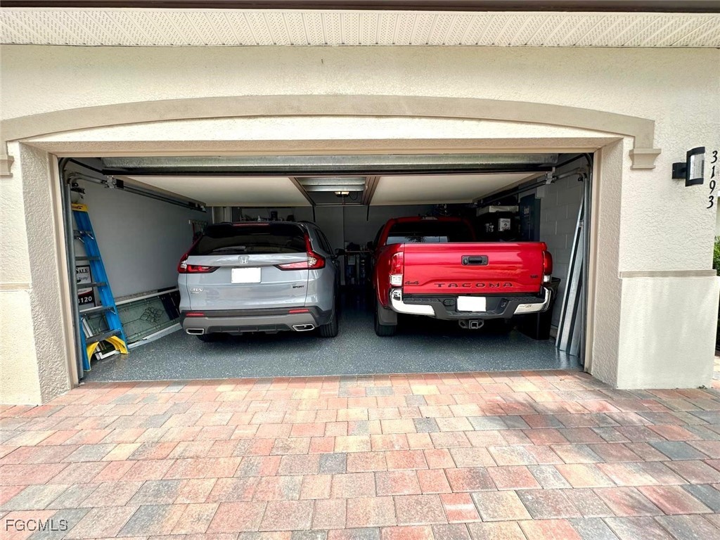 3193 Amadora Circle Cape Coral FL 33909 2025004892 image15