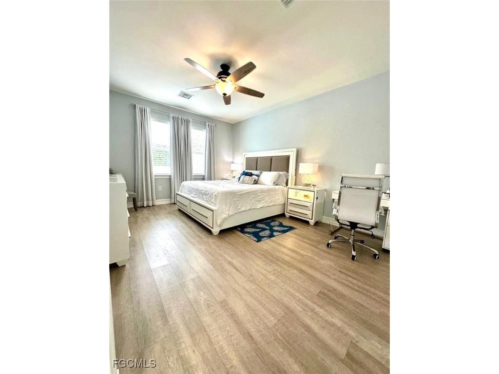 3193 Amadora Circle Cape Coral FL 33909 2025004892 image9