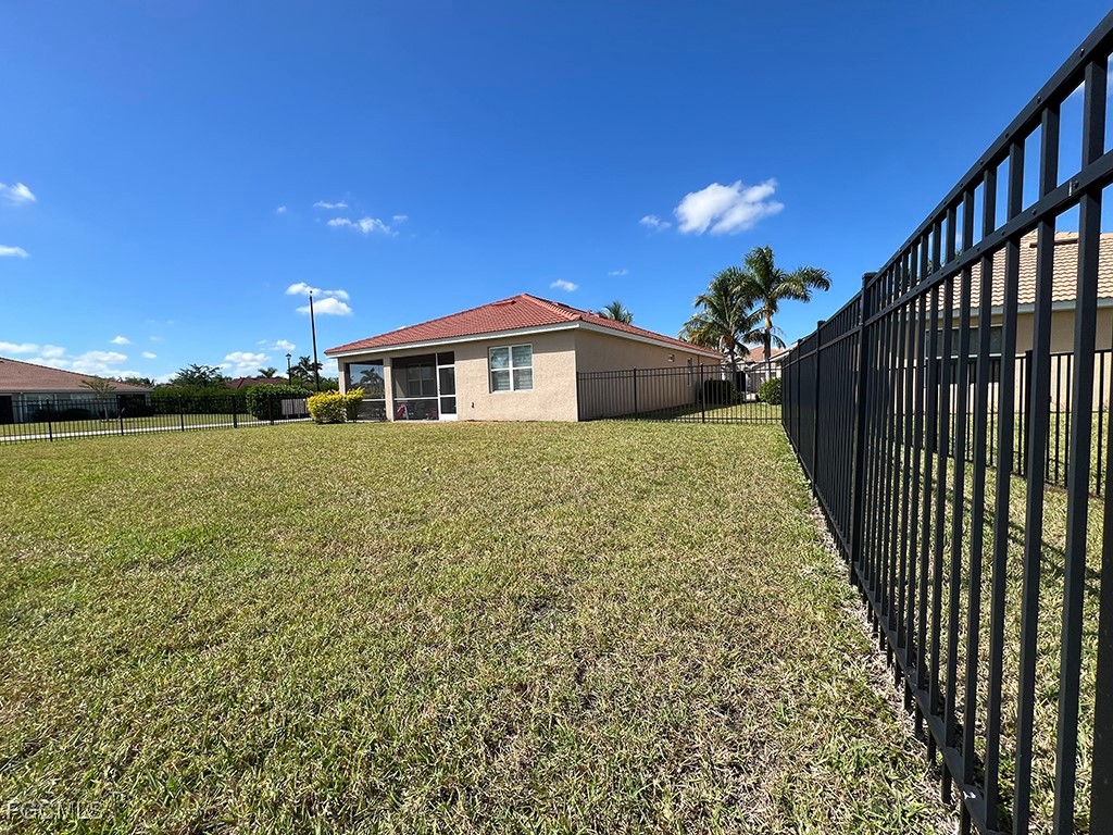 3193 Birchin Lane Fort Myers FL 33916 2025016492 image11