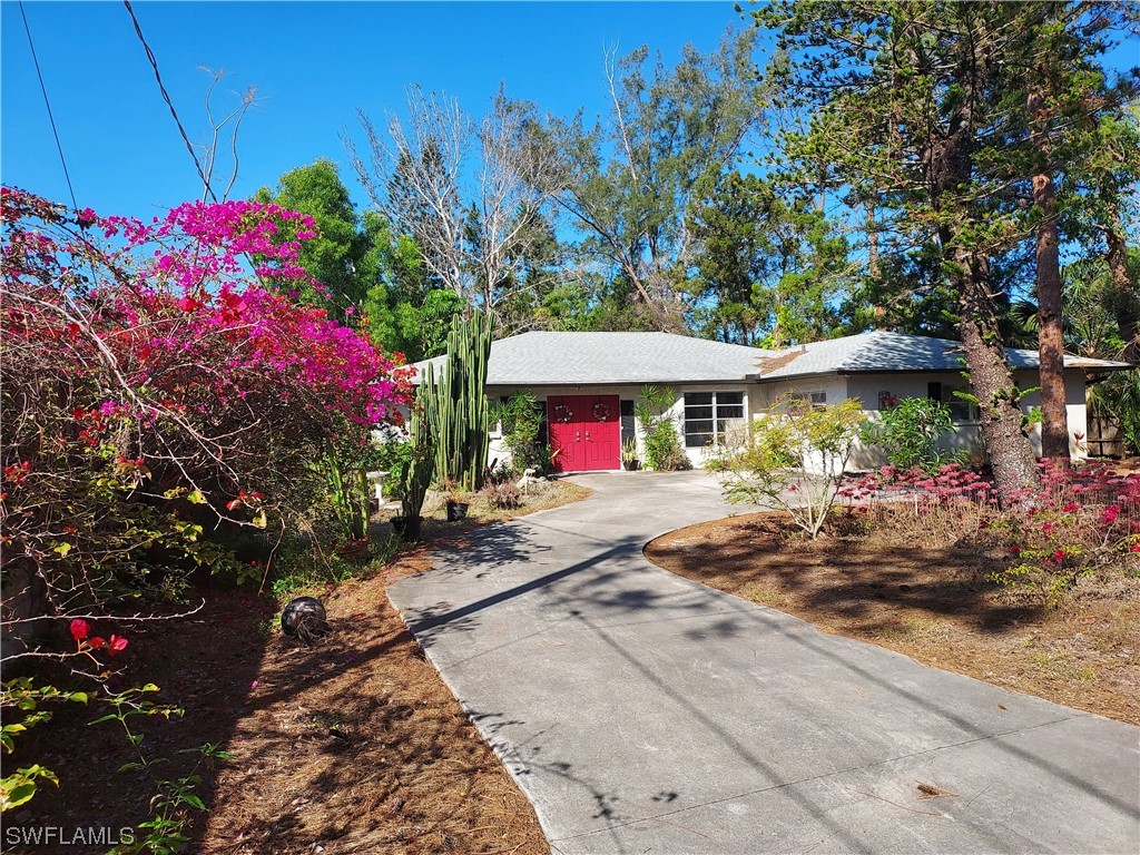 3195 64th Street SW Naples FL 34105 223015965 image1