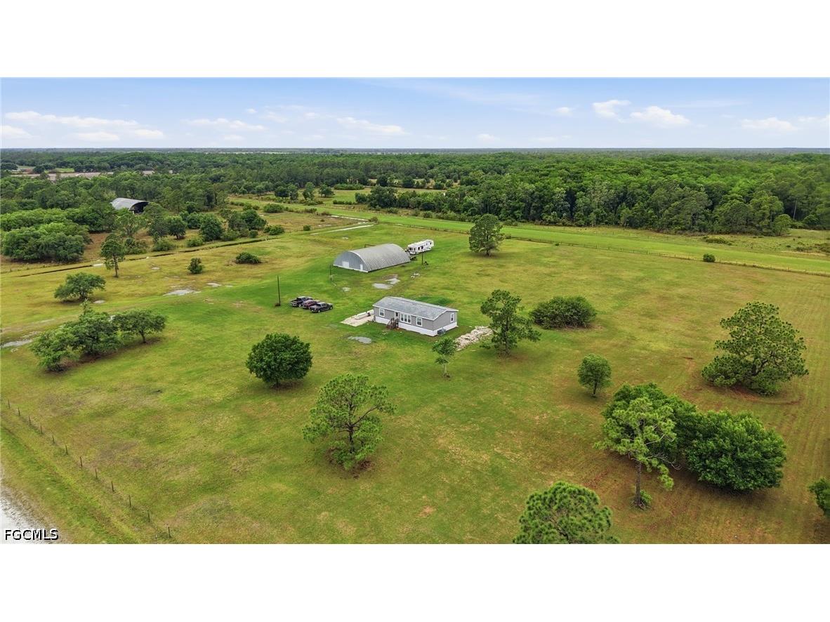 3195 Fernwood Lane Labelle FL 33935 2026016451 image1