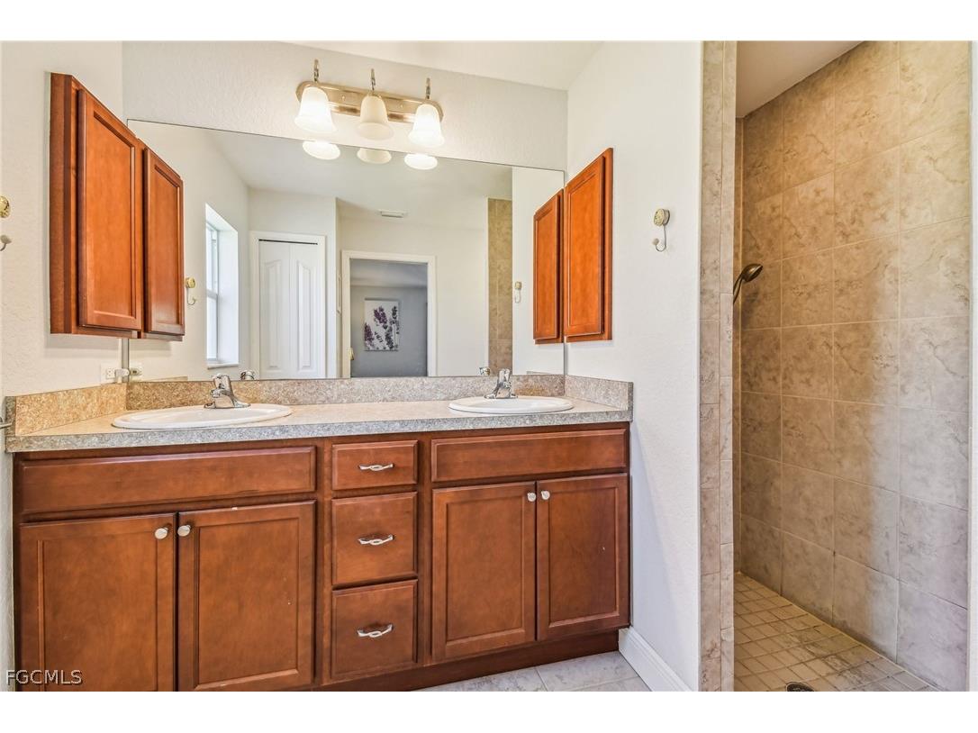 3195 Mayflower Terrace North Port FL 34286 2026012933 image15