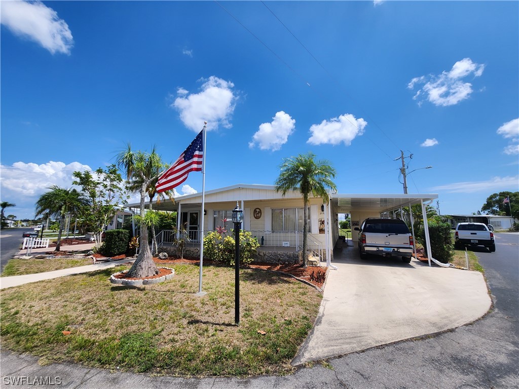 3195 Mercury Lane North Fort Myers FL 33903 223032265 image1