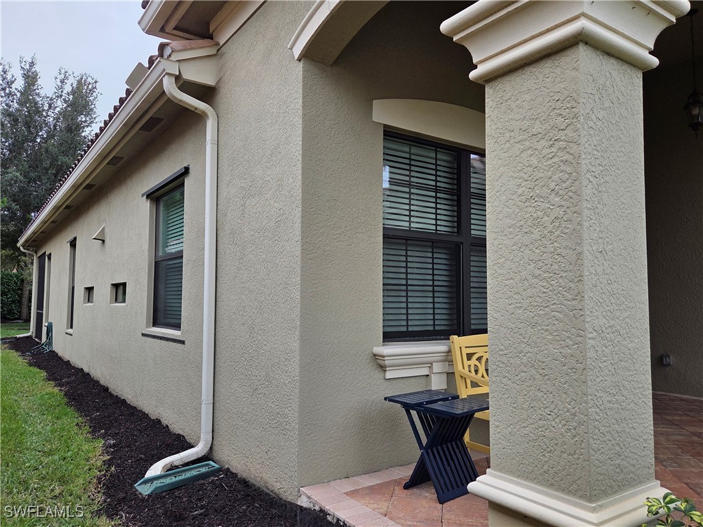 3195 Pacific Drive Naples FL 34119 224083011 image4