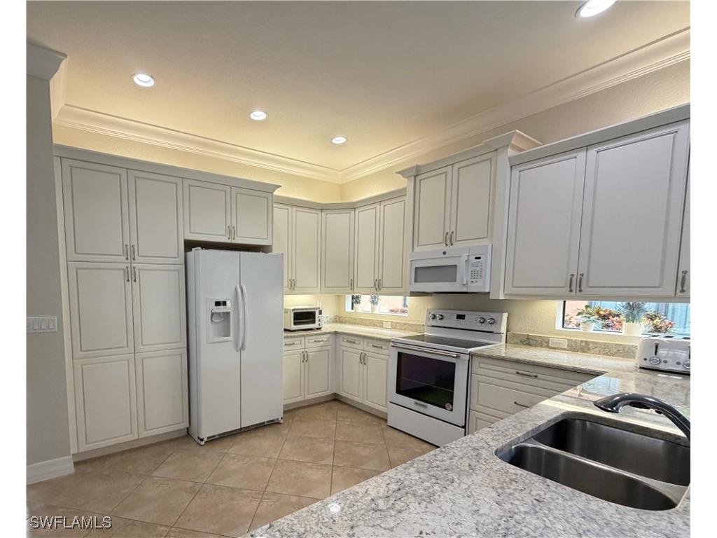 3195 Pacific Drive Naples FL 34119 224083011 image6