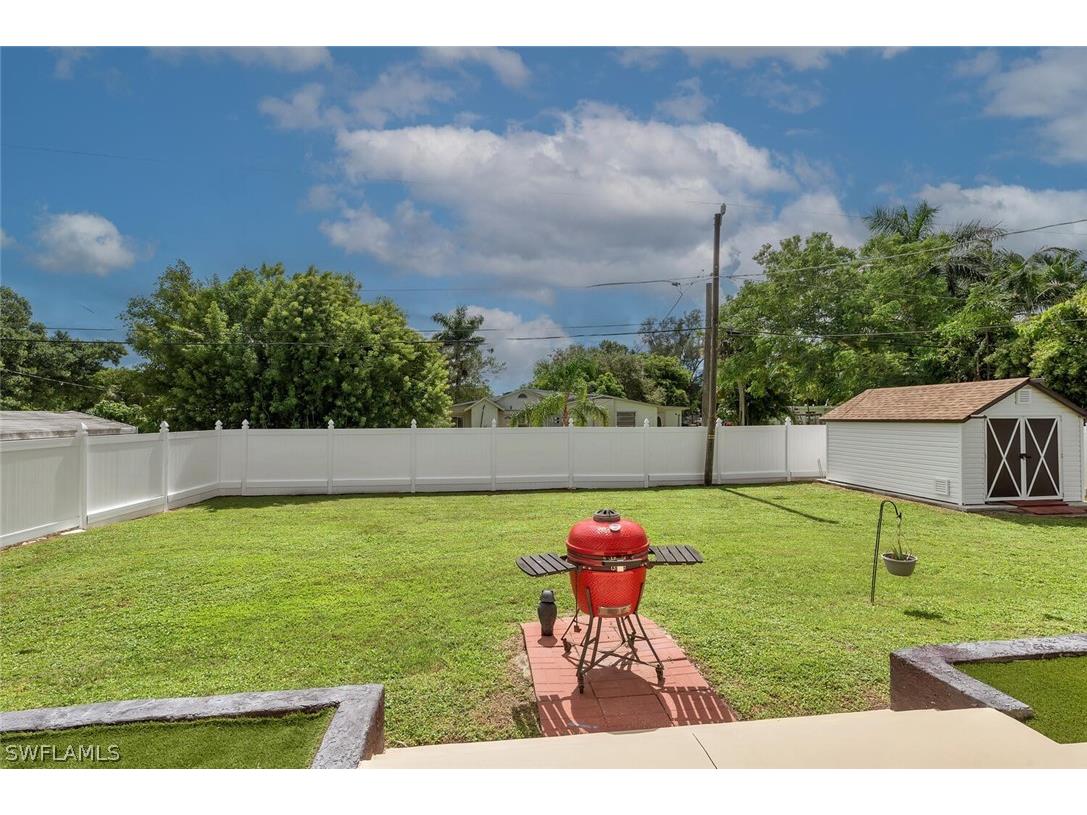 3196 Connecticut Avenue Naples FL 34112 226007337 image24