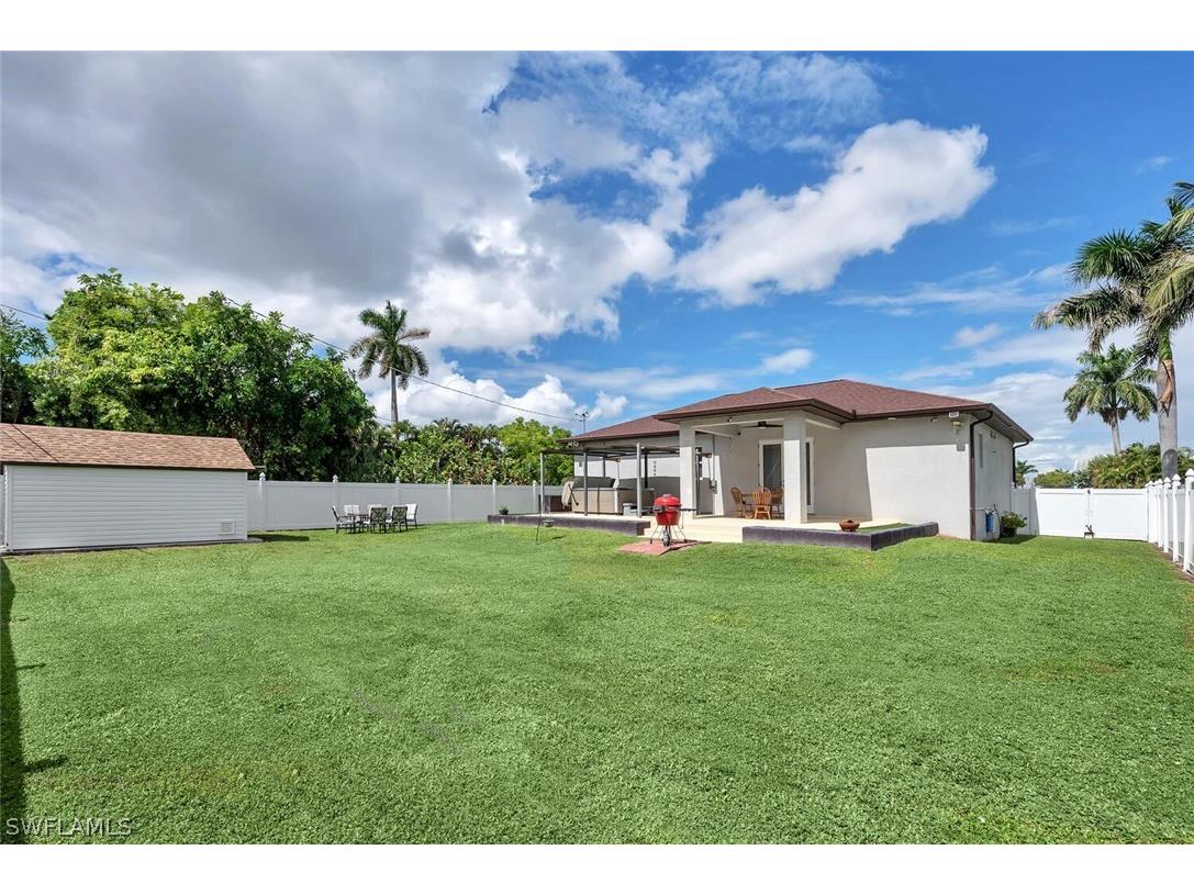 3196 Connecticut Avenue Naples FL 34112 226007337 image25