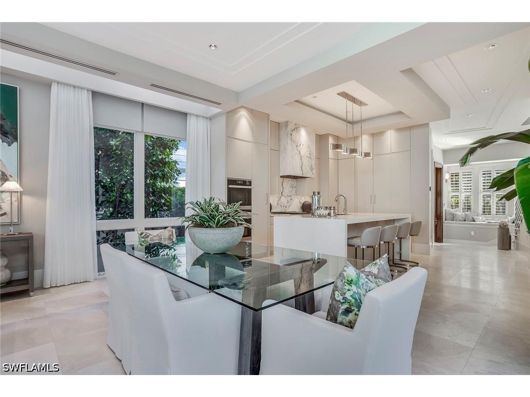 32 6th Street S Naples FL 34102 226022088 image14