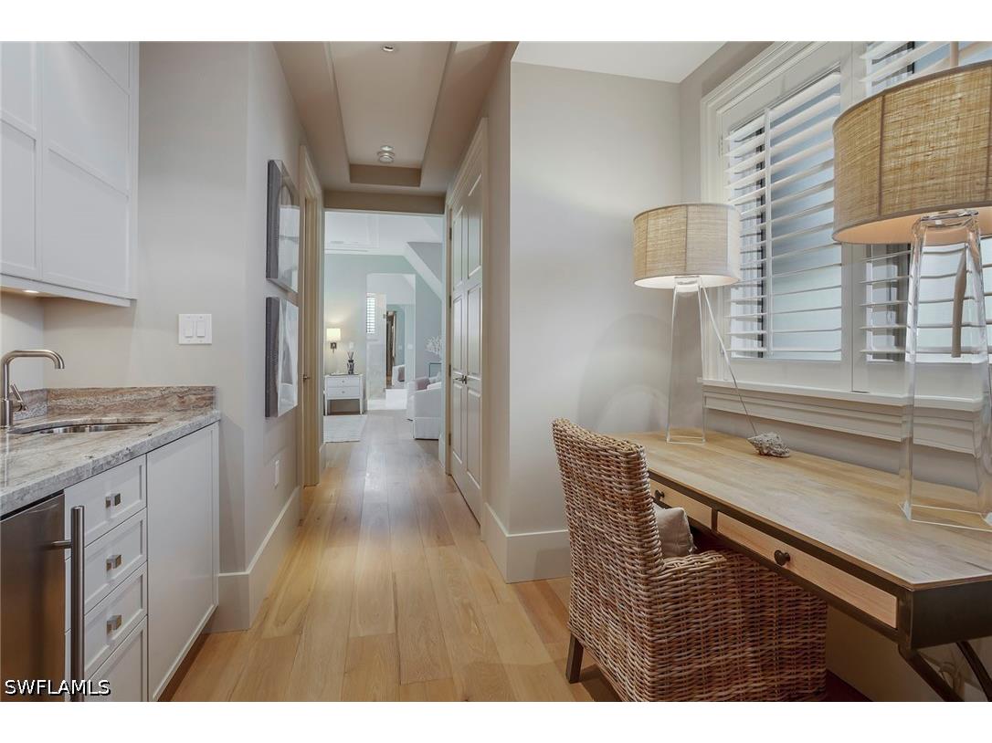 32 6th Street S Naples FL 34102 226022088 image22