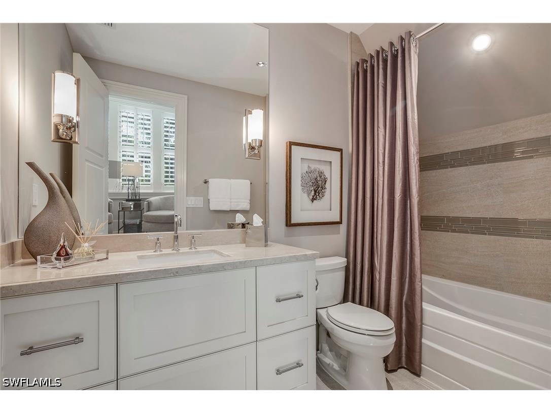 32 6th Street S Naples FL 34102 226022088 image31