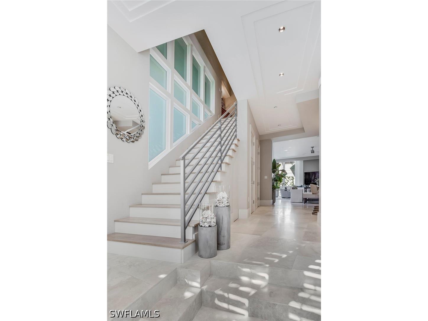 32 6th Street S Naples FL 34102 226022088 image4