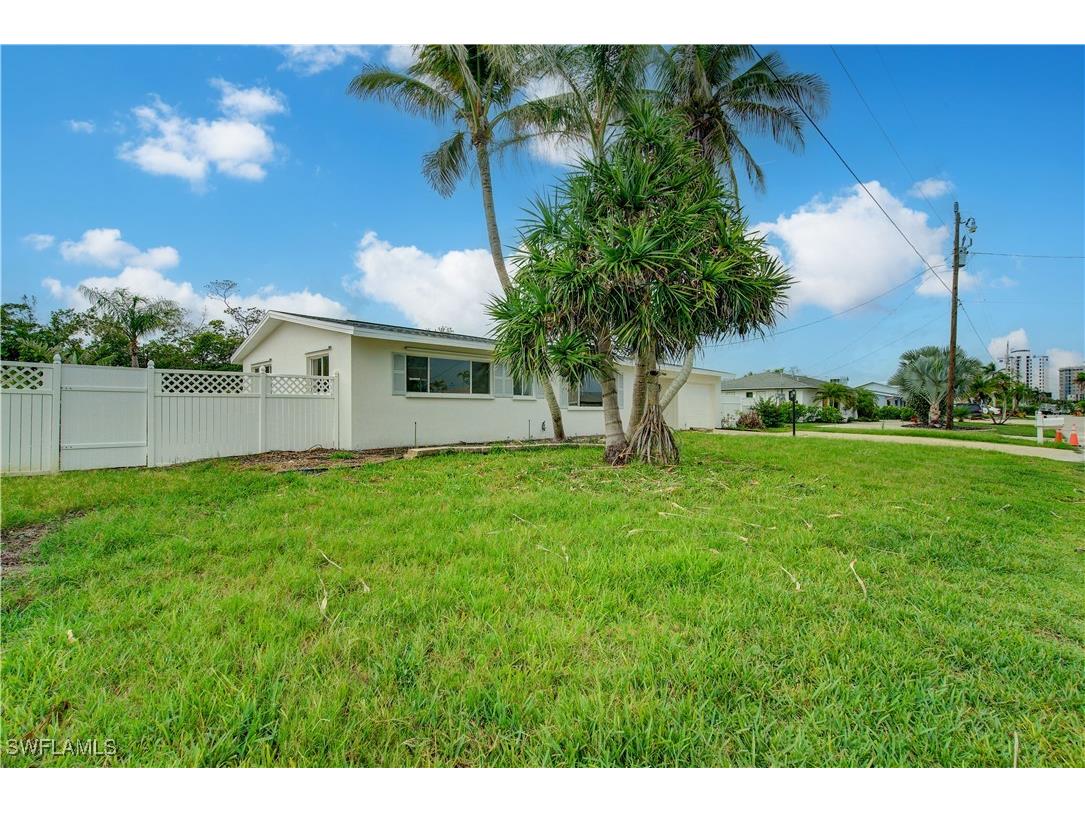 32 Fairview Boulevard Fort Myers Beach FL 33931 225053013 image28