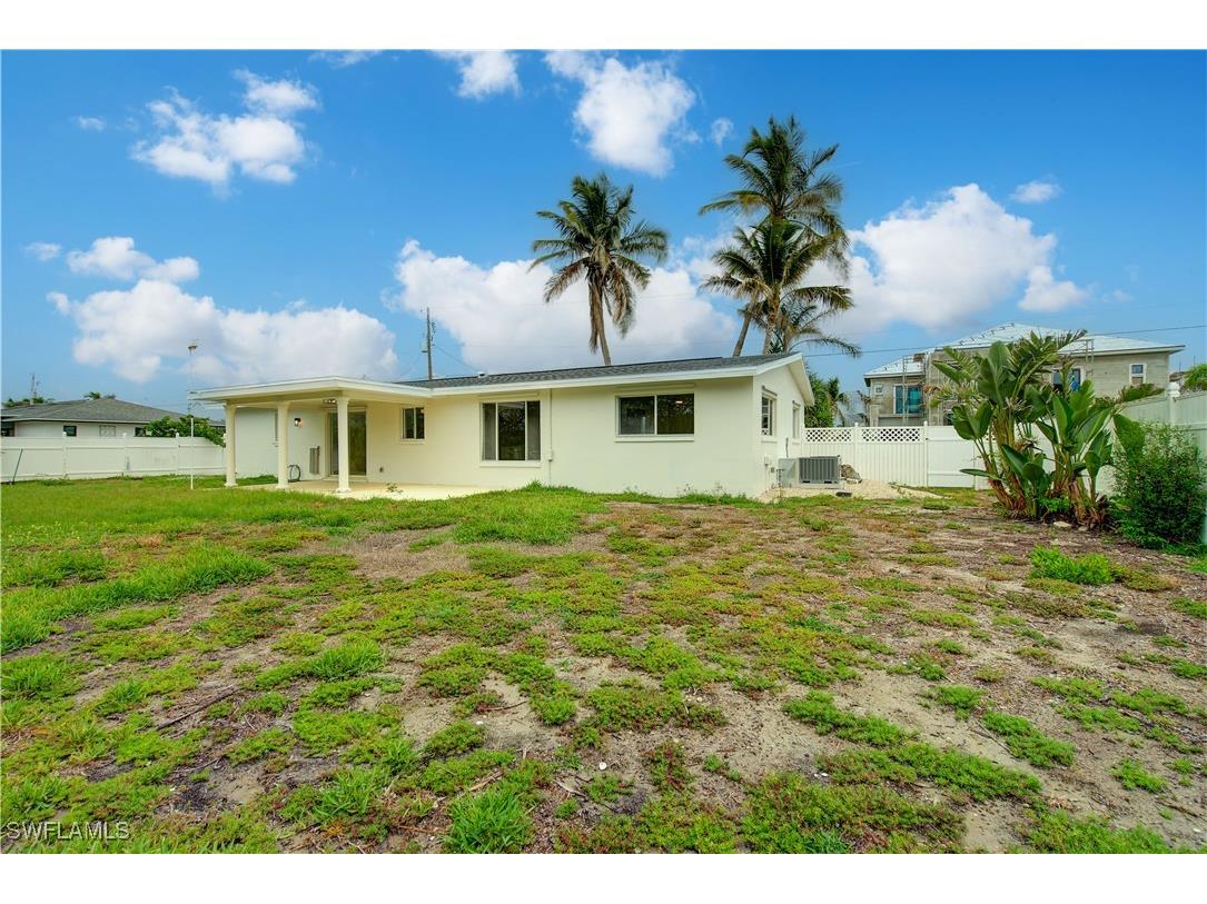 32 Fairview Boulevard Fort Myers Beach FL 33931 225053013 image39