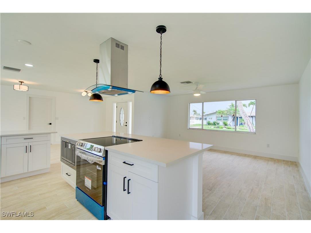 32 Fairview Boulevard Fort Myers Beach FL 33931 225053013 image7