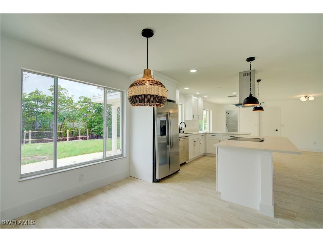 32 Fairview Boulevard Fort Myers Beach FL 33931 225053013 image9