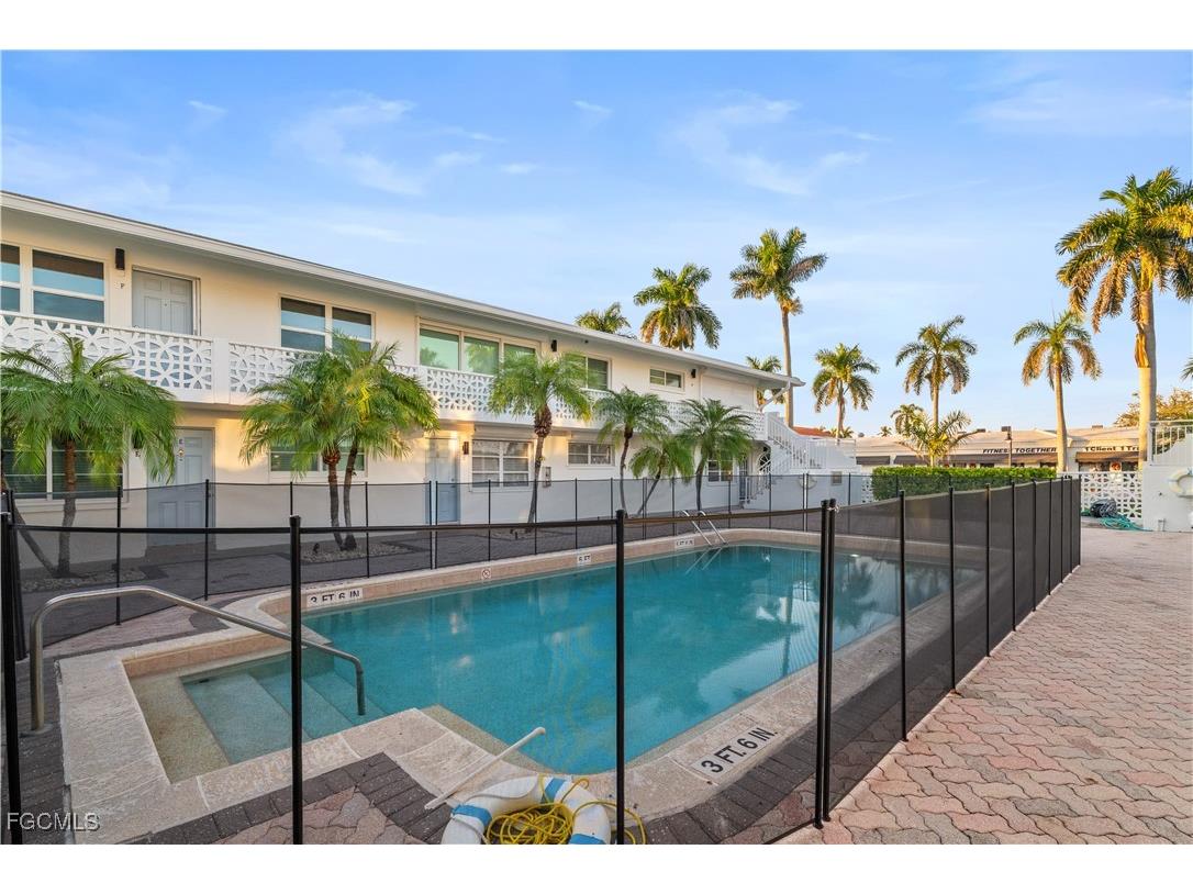 320 14th Avenue S #320C Naples FL 34102 2025022206 image23