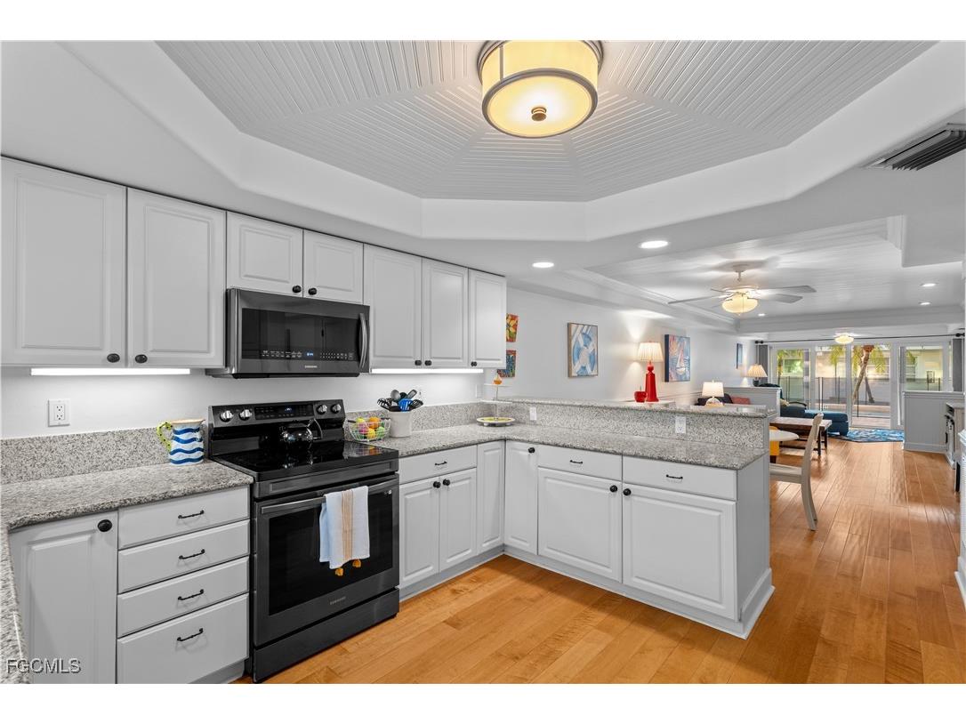 320 14th Avenue S #320C Naples FL 34102 2025022206 image3